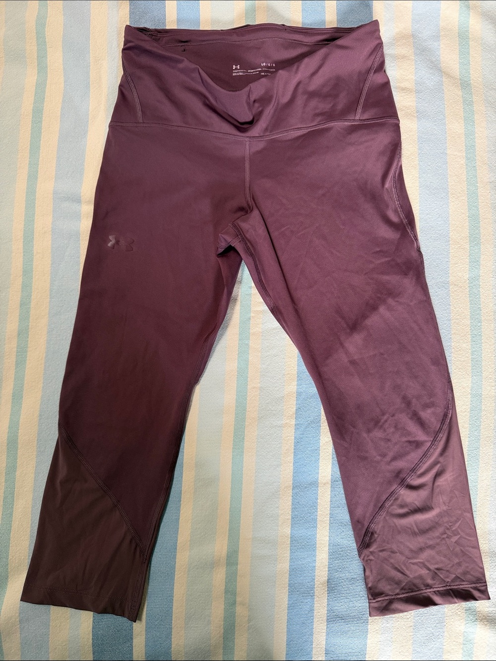 Under Armour Mauve Cropped Leggings